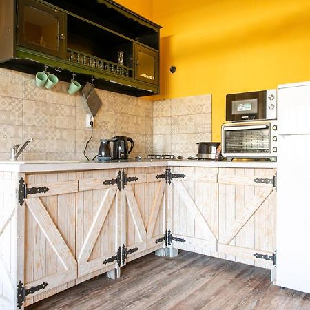 Appartamento Seosko Domacinstvo Pustolov Stari Banovci Esterno foto